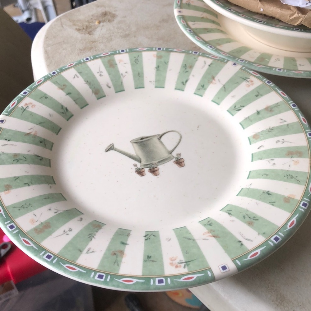 Vintage pfaltzgraff dishes - Picture 1 of 4